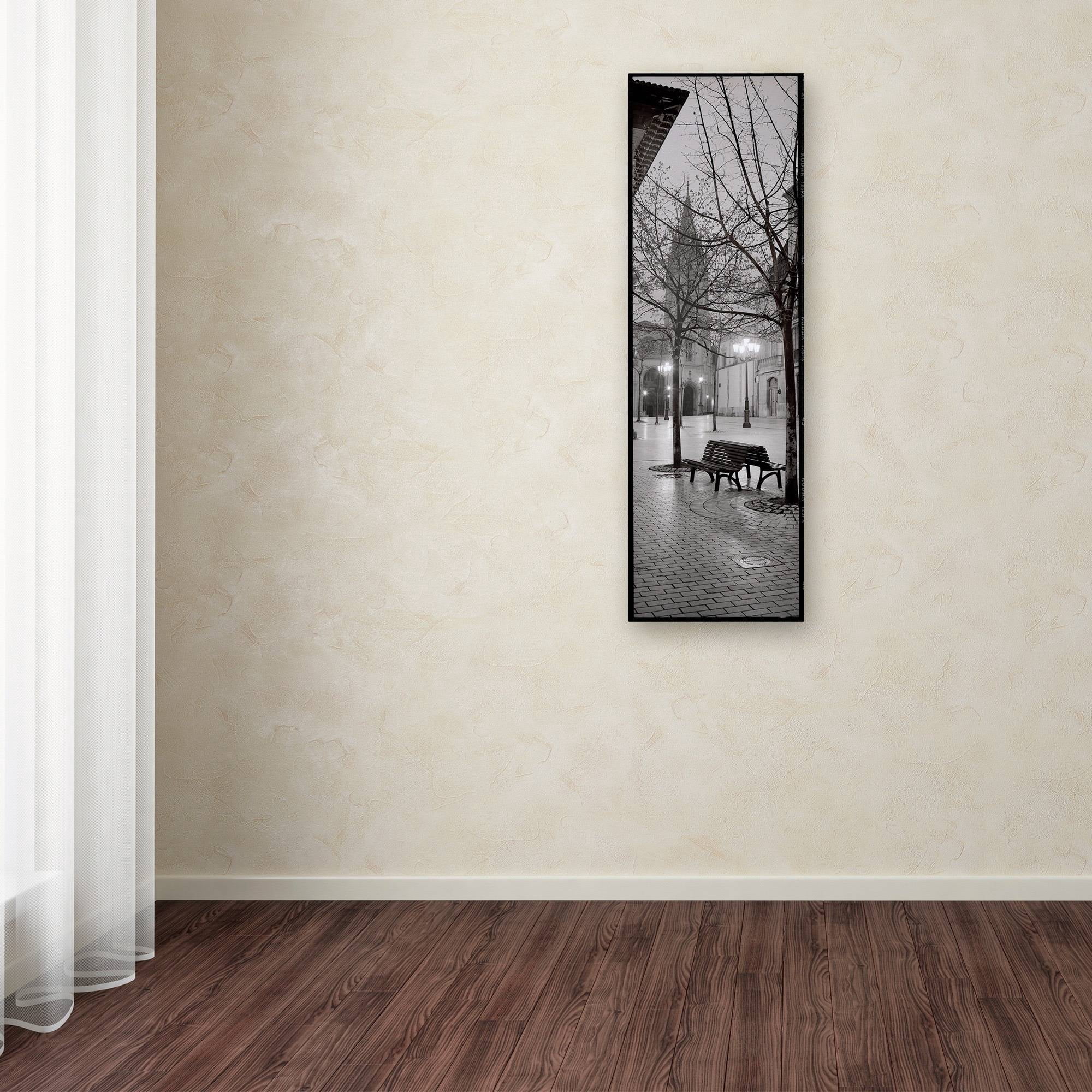 Trademark Fine Art Alan Blaustein Oviedo Cathedral y Bancs Canvas Wall Art - 10x32