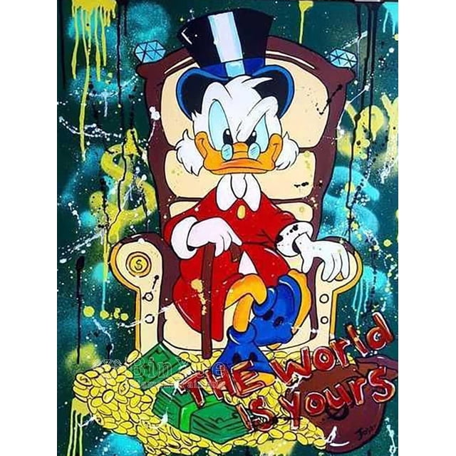 disney-kit de pintura de diamantes de polvo de hadas del pato donald, grafiti, tesoro de dinero, mosaico hecho a mano, regalo artístico Vista frontal centrada de Donald Duck en sillón tipo trono con traje rojo y sombrero de copa; diseño cartoon sobre fondo graffiti con salpicaduras verdes y amarillas, pilas de monedas y fajos de billetes ilustrados y el texto gráfico "THE WORLD IS YOURS". Lienzo cuadrado 70x90 cm, más de 45 colores, taladro completo cuadrado/redondo, sin marco, paquete enrollado; a menudo usado como decoración de pared o regalo artístico.