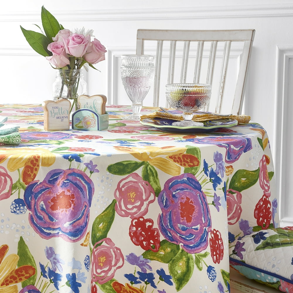 The Pioneer Woman 70" Round Celia Tablecloth