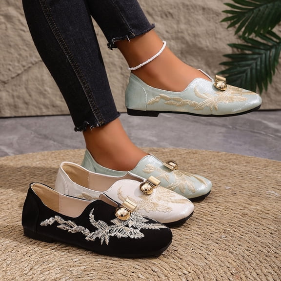 Women's Loafers Wide Width, Retro Embroidered Slip-On Flats for Women, Metal Accent Soft Sole Low Heel Moccasins, Trendy Casual Dress Shoes for Spring Summer, Black/White/Mint