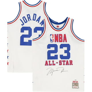 Autographed Chicago Bulls Michael Jordan Fanatics Authentic Upper Deck  Jordan XV Shoes - #23 of a Limited