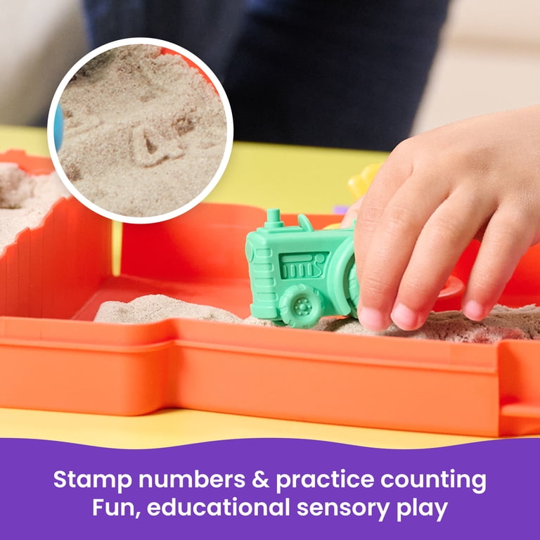 Kinetic Sand Sandy Farm Set with Tools & Case photo 3