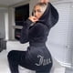 thumbnail image 2 of Chándal jugoso de terciopelo para mujer Chándal de alta costura Conjunto de dos piezas Chándal de alta costura Envío gratis + Calidad avanzada Envío gratis + 50% de descuento, 2 of 4