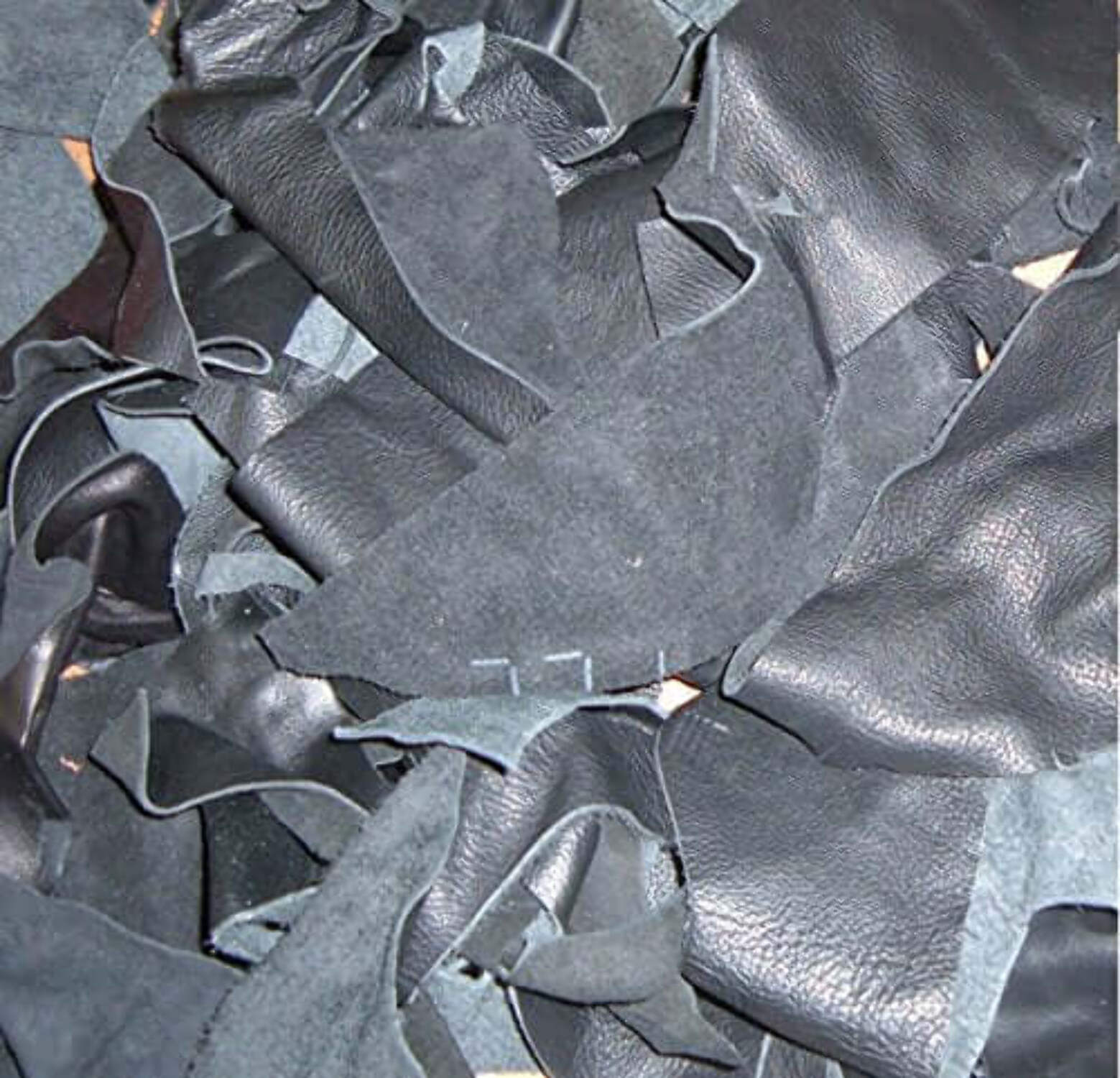 REED Leather Scraps from Garment Leather Cutting (5 Pounds Mostly Black)