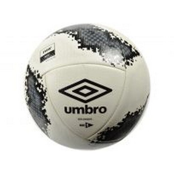 Umbro Neo Swerve Football