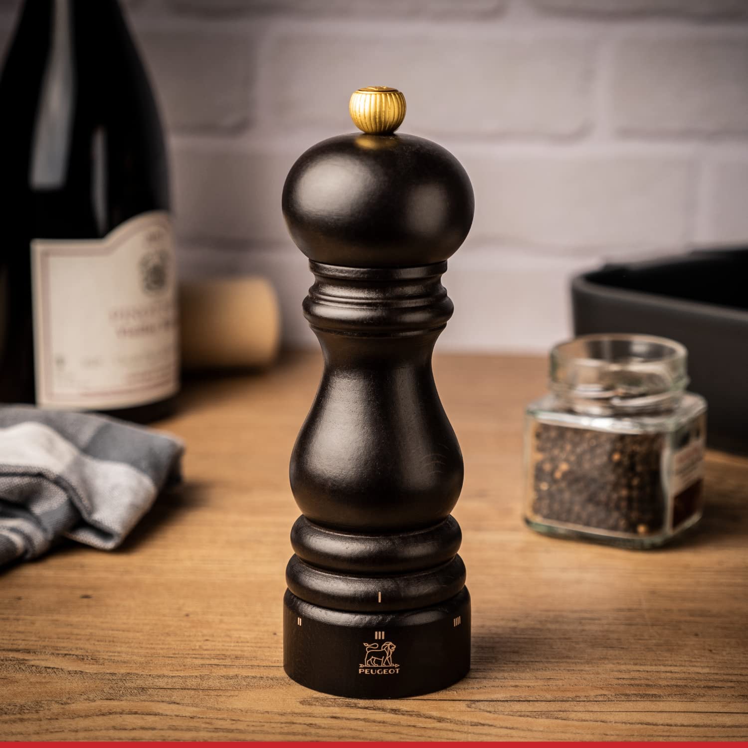 Peugeot Paris u'Select Manual Pepper Mill Adjustable Grinder-Beechwood,  Chocolate, 12-Inch 