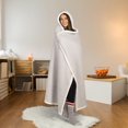 thumbnail image 1 of Safdie & Co. Couverture Jeté à Capuche Hoodzy Ultra Doux en Sherpa Réversible Gris Clair, 1 of 3