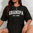 thumbnail image 1 of Playera para Mujer 100% Algodón "Promoted to Grandpa Est. 2026" - Estampado Vintage Abuelo, 1 of 7