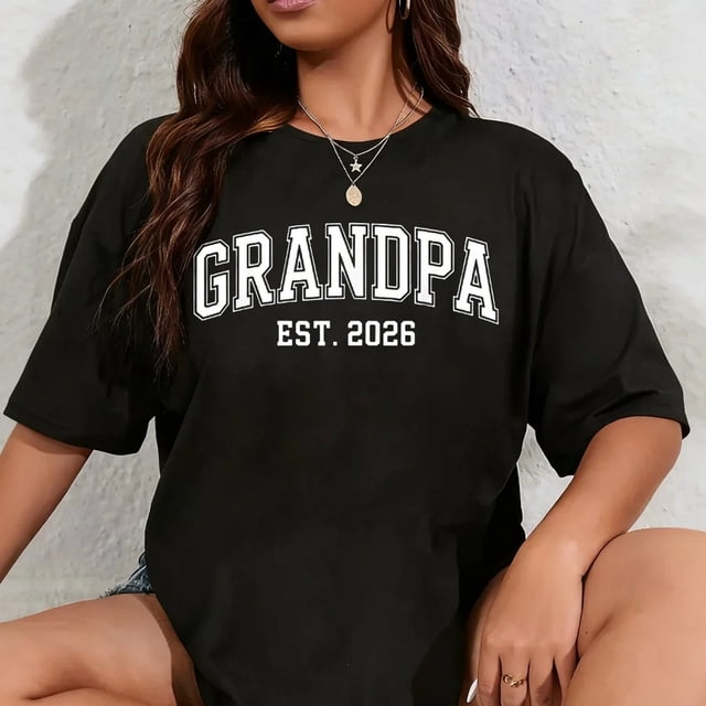 Playera para Mujer 100% Algodón "Promoted to Grandpa Est. 2026" - Estampado Vintage Abuelo