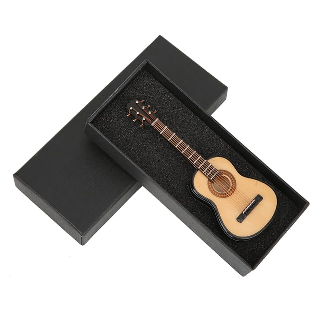 Basswood G Guitar Shaped Ornament 3 Dimensional Decorative Refrigerator Accessory 10cm