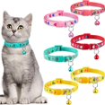 thumbnail image 2 of Collar de gato con campana, collar separable para gatito, patrón de corazón, collares ajustables y seguros para gatitos, collares de gato para primavera y verano, para niñas y gatos (rosa, verde, rojo, 2 of 4