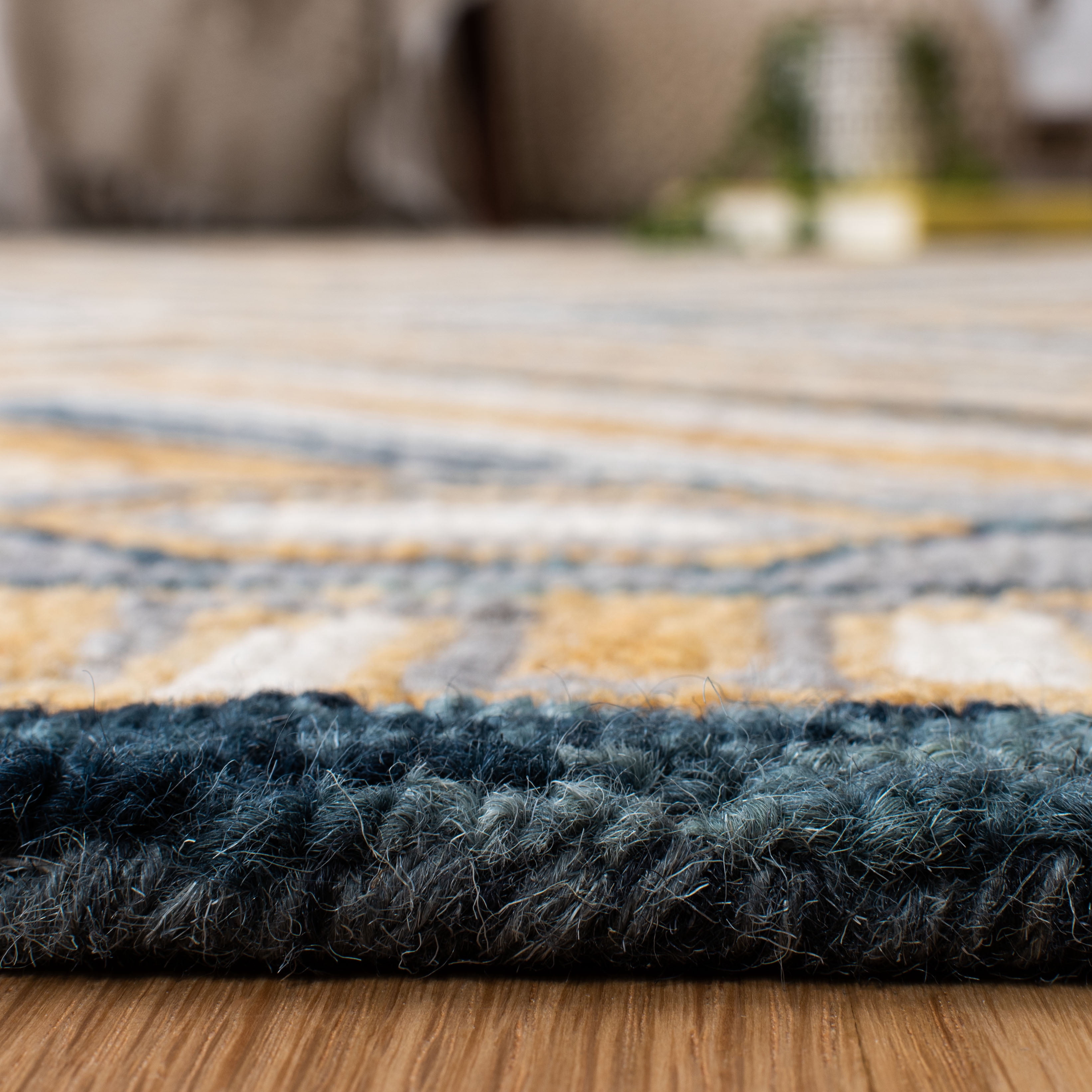 SAFAVIEH Aspen Caitriona Geometric Wool Area Rug, Navy/Gold, 9' x 12'