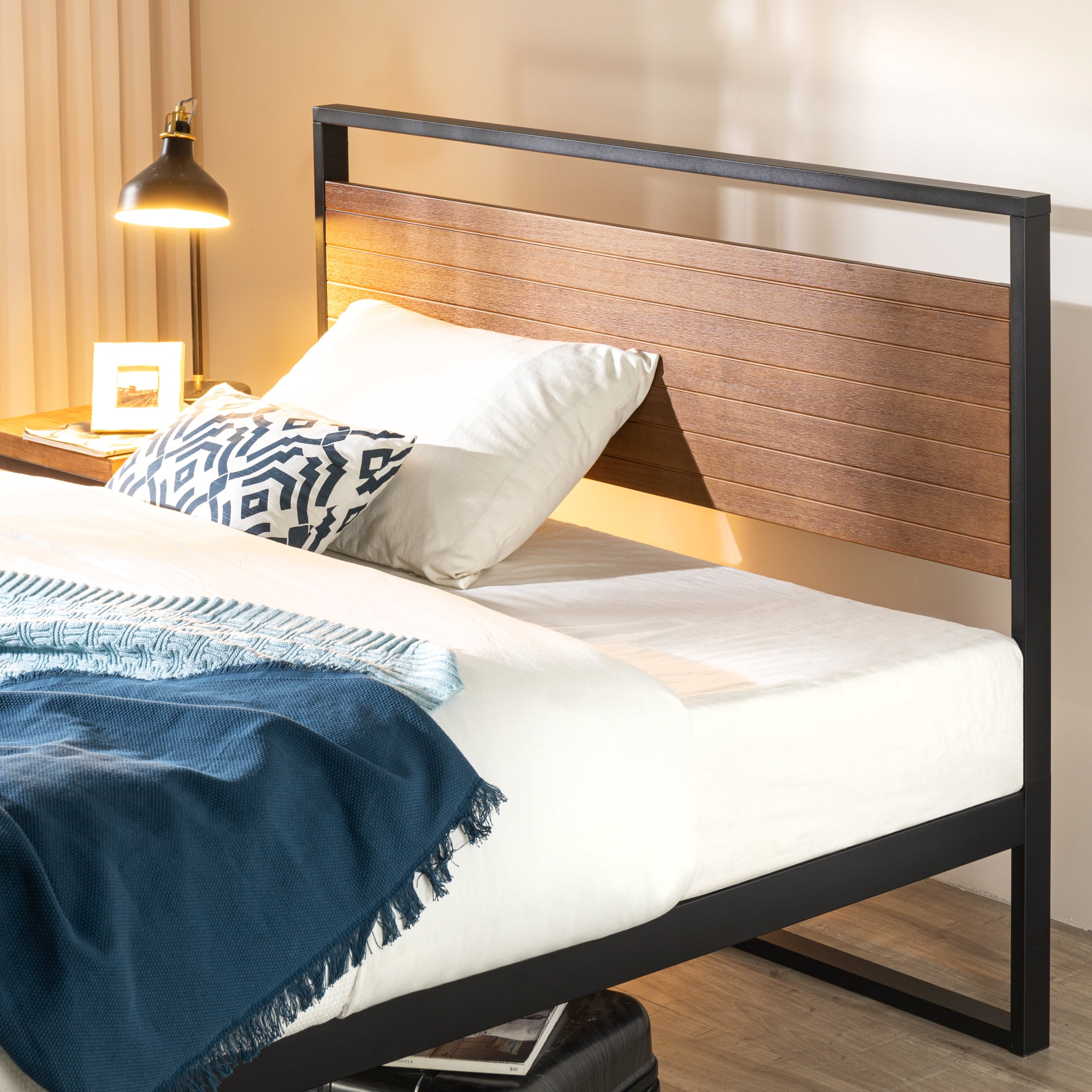 Zinus Suzanne 44” Metal and Wood Platform Bed Frame with Headboard