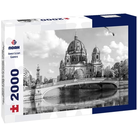 Noah Jigsaw Puzzle Attractive cathedral or Berlin Cathedral on Museum Island, beautiful summer view, Berlin, Germany in black white 2000 pieces
