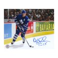 thumbnail image 1 of Tomas Kaberle Photo 8x10 d'Action de Match des Maple Leafs de Toronto Autographiée, 1 of 2