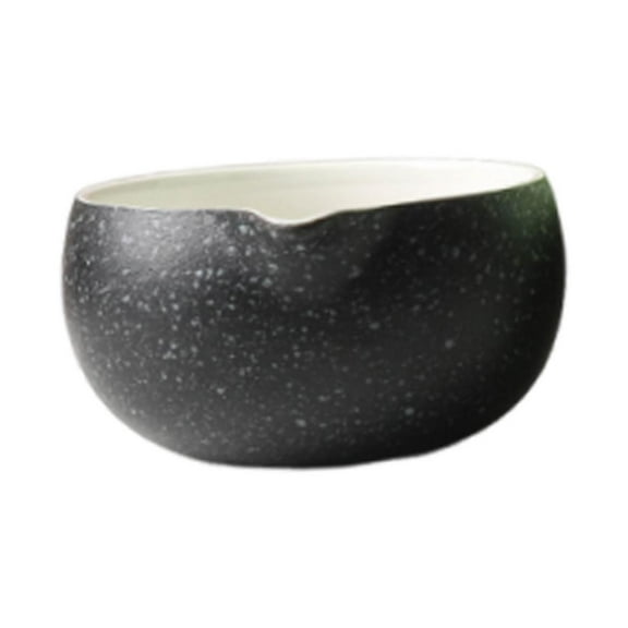 Dualoai Ceramic Matcha Bowl Handmade with Pouring Spout 500ml Handmade Green Tea Cup for