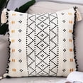 thumbnail image 3 of Funda de almohada de algodón con borlas para sala de estar, dormitorio y sofá Tela escocesa negra 18 × 18 pulgadas, 3 of 9