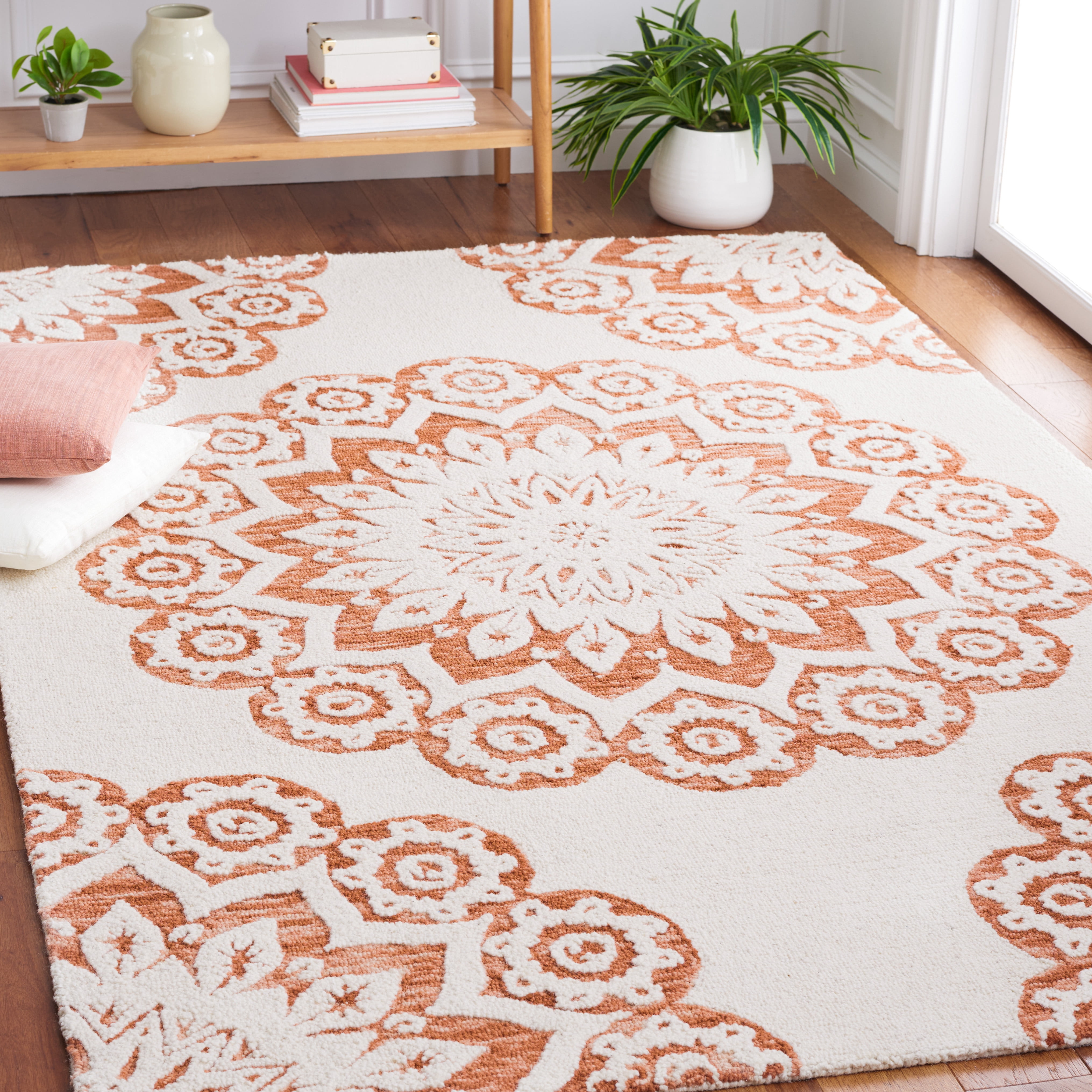 SAFAVIEH Blossom Brody Medallion Area Rug, Ivory/Pink, 6' x 6' Square