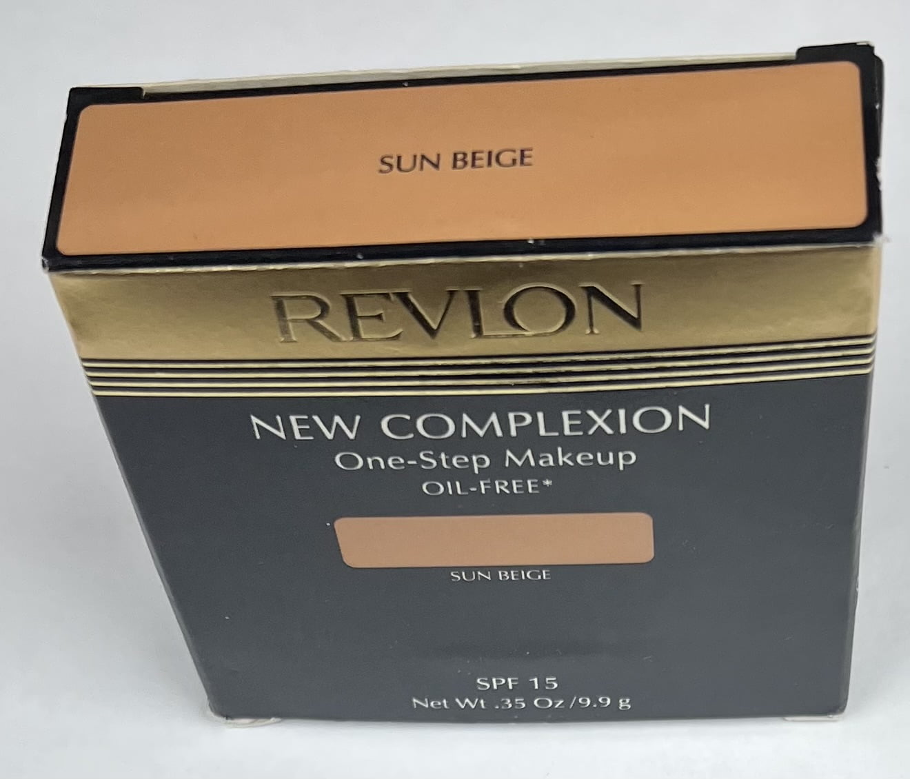 Revlon One Step Oil Free Compact Makeup  SUN BEIGE  0.35 oz SPF 15