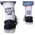 thumbnail image 1 of Qrupoad Chaussettes Tube Crew Drôles et Cool pour Femmes, Ne Me Suivez Pas, Je Suis Perdue Aussi, 1 of 4