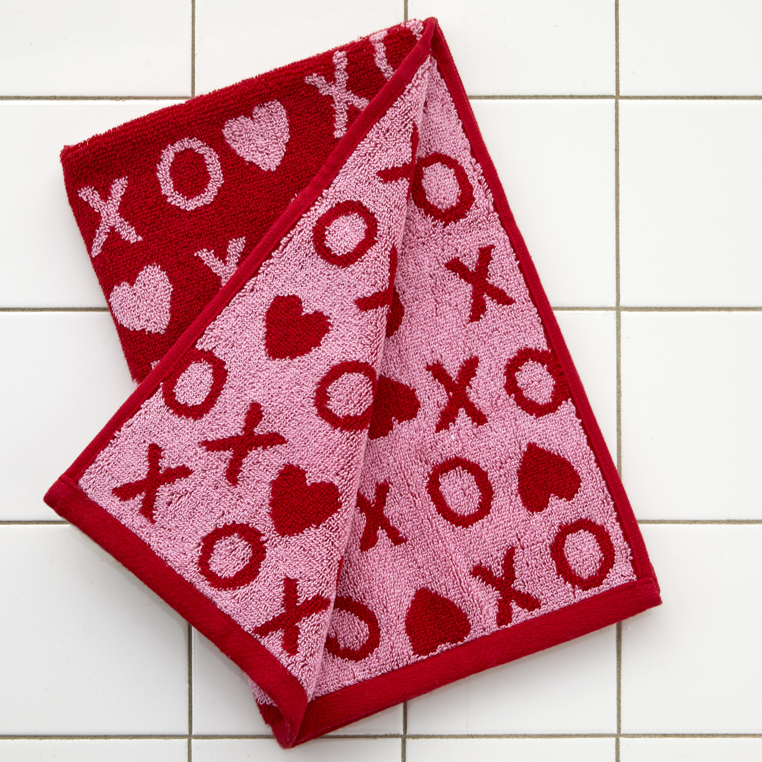 SKL Home XOXO Jacquard Hand Towel