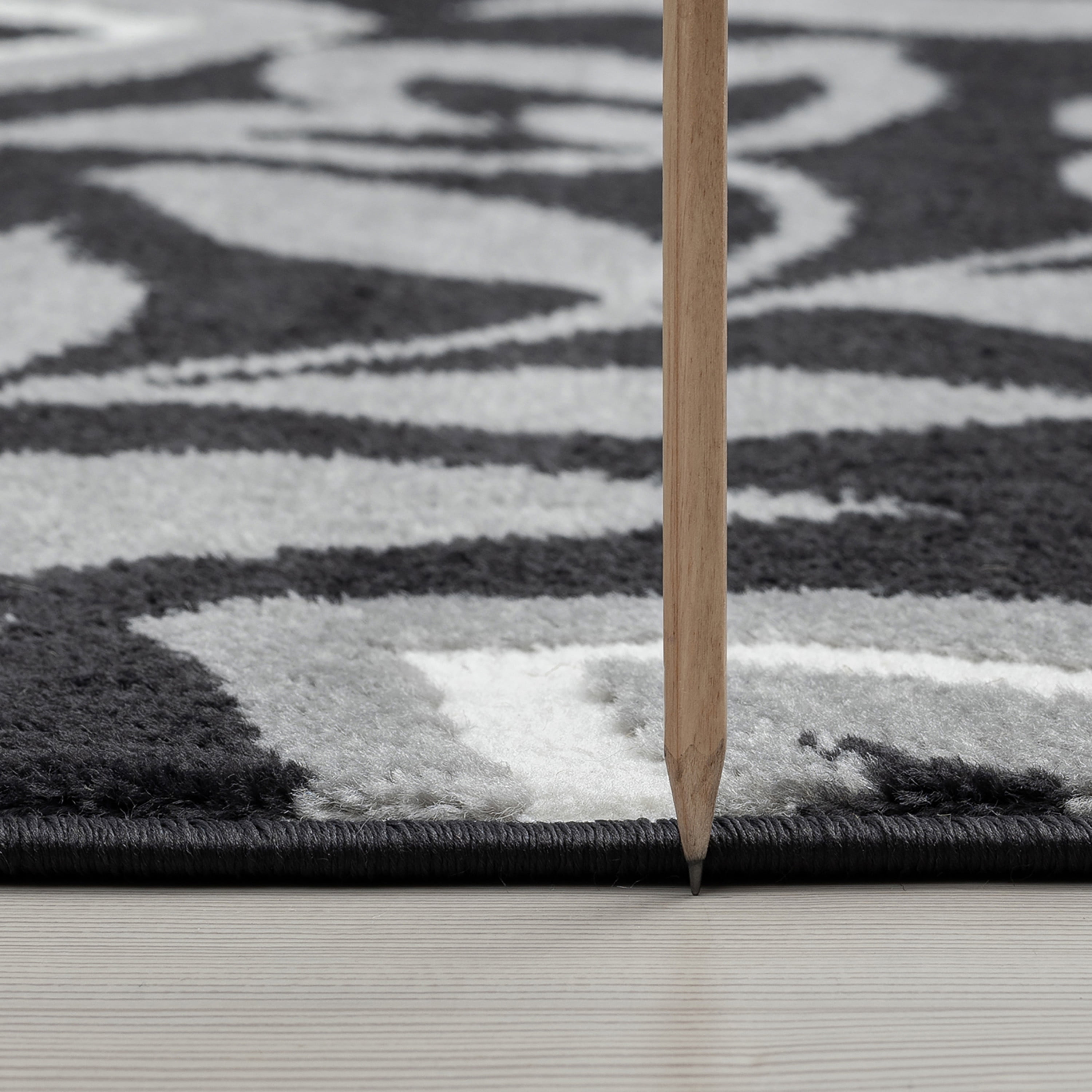 Transitional 5x8 Area Rug (5'3'' x 7'3'') Floral Gray, Charcoal Living Room Easy to Clean