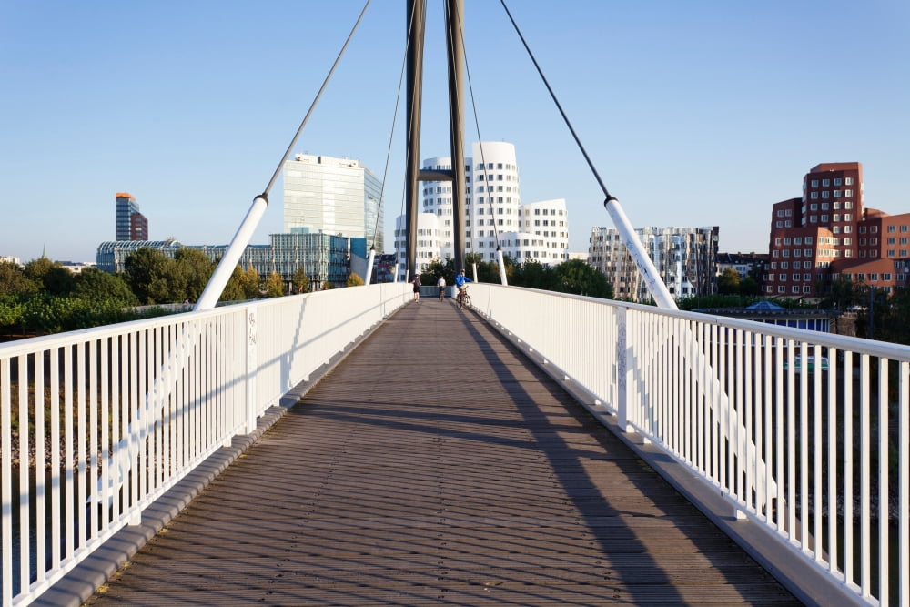 Bridge With Neuer Z