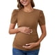 thumbnail image 1 of Blusa de maternidad de mujer INSPIRE CHIC, de punto acanalado, con mangas cortas abullonadas, camiseta arrugada para fotos de baby shower, talla X-Small, color marrón, 1 of 6