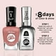 thumbnail image 2 of Esmalte de uñas Sally Hansen Miracle Gel Wild & Free Pink, 2 of 6