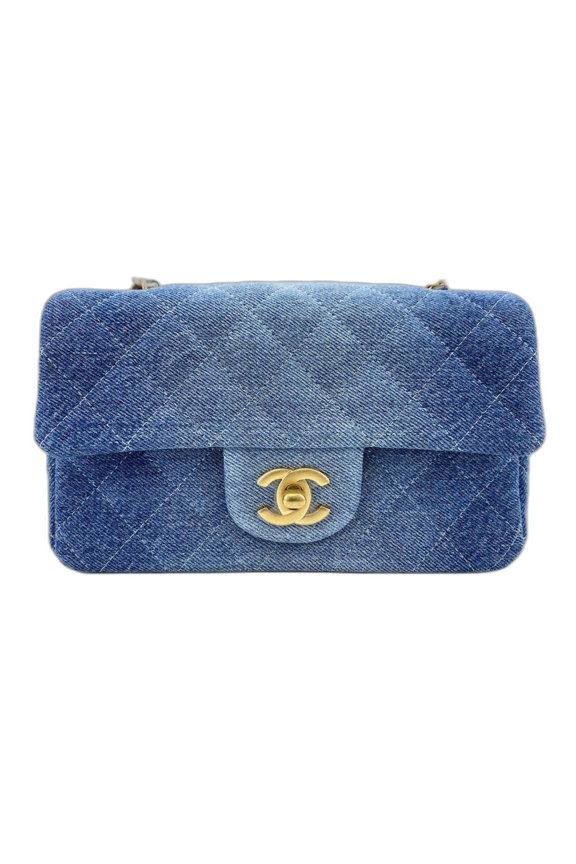 Pre-Owned CHANEL Mini Matelass Shoulder Bag, Blue