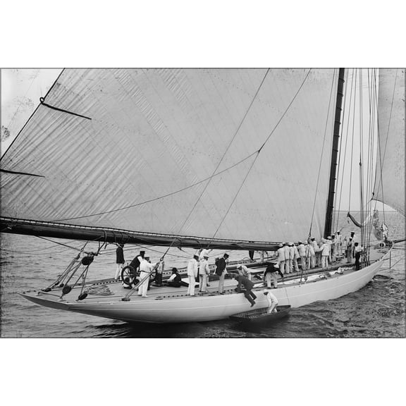24"x36" Gallery Poster, The sloop Defender, which won the 1895 America's Cup challenge 1895