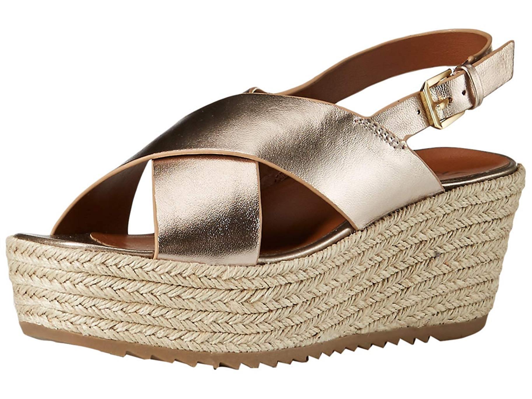 naturalizer northland