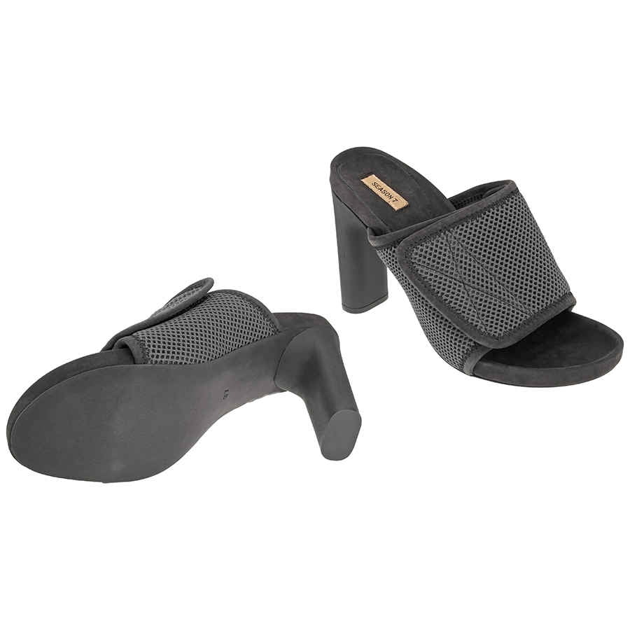 Livestock The adidas Originals Yeezy Slides in Kids and.