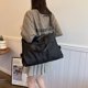 thumbnail image 3 of Bolso Bandolera para La Noche Correa Ajustable Informal Hombres Y Mujeres, 3 of 9