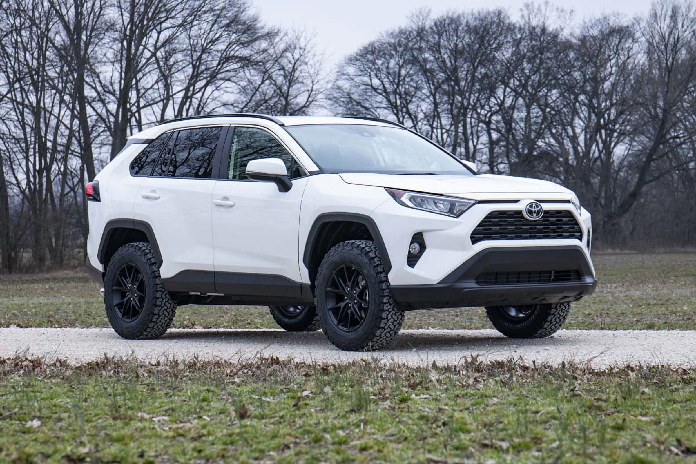 Rough Country 2.5" Lift Kit for 2019-2024 Toyota RAV4 2WD/4WD - 73131