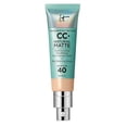 thumbnail image 1 of It Cosmetics CC+ Natural Matte, CC Cream Base de Maquilaje Natural Mate con FPS 40 Cobertura Completa de Larga Duración y Reductora de Brillo para Piel Grasa, Tono Light, 1 of 4