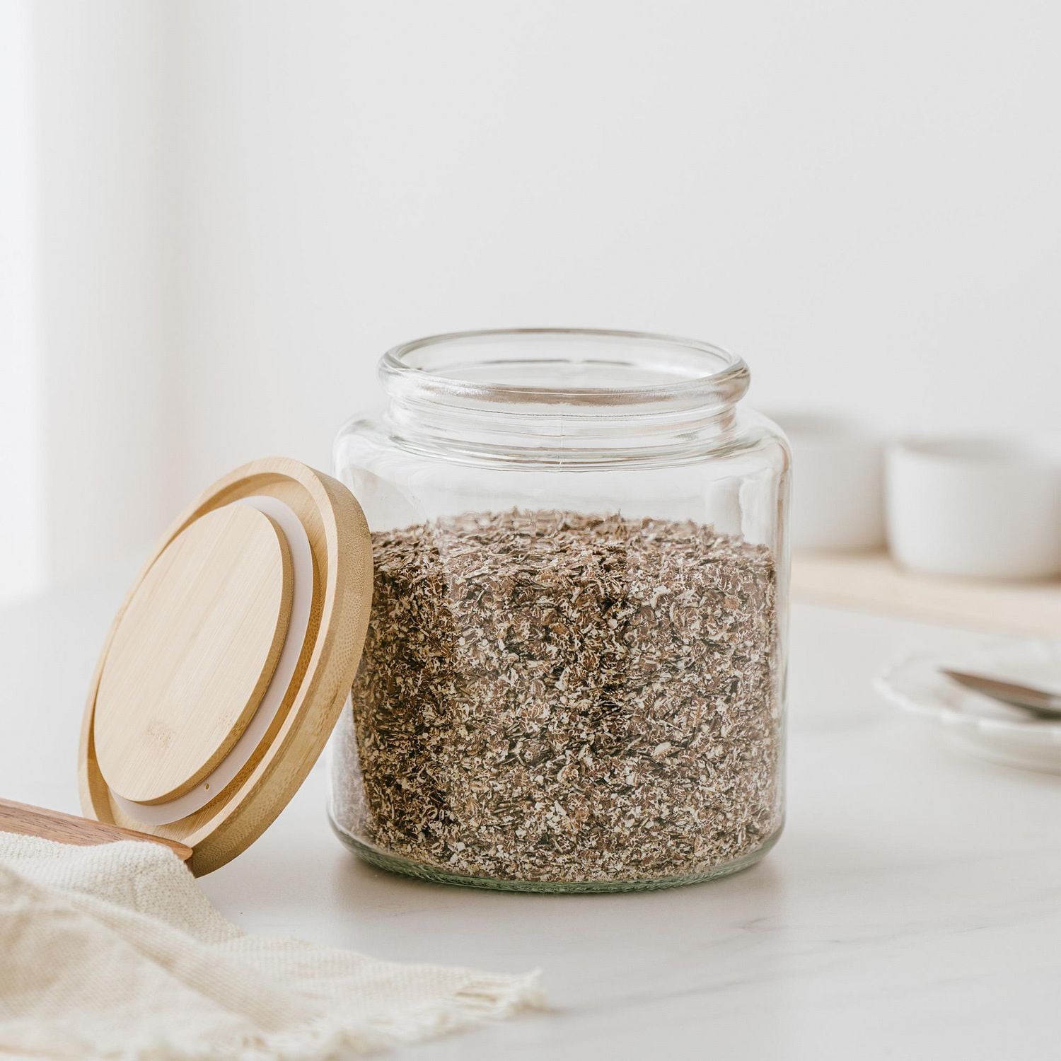 Mainstays Glass Kitchen Food Storage  Jar 3L Glass jar with bamboo lid, Food grade sealing ring 12.7cups/3L