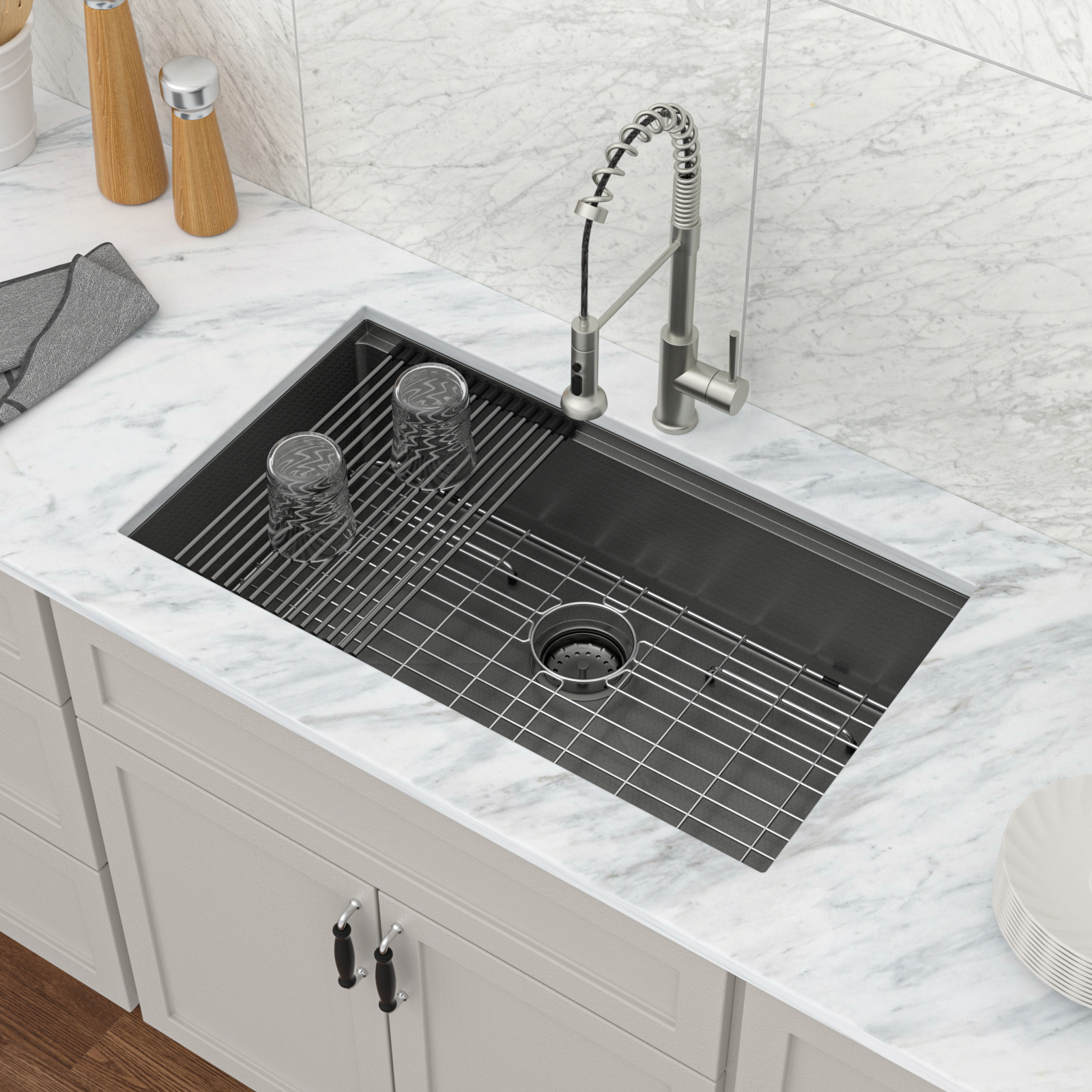 Logmey 33x22 Inch Undermount Workstation Sink Matte Black Stainless Steel Kitchen Sink with Drain Assembly, Honeycomb Mesh Embossing