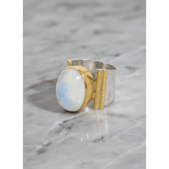 Sechi Rainbow Moonstone Statement Ring in Gold Plated over 925 Sterling Silver Jewelry (9)