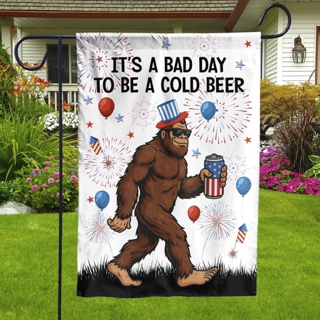 Lotusprinthandmade Patriotic America Bigfoot 100% Polyester Garden Flag 12x18 inches