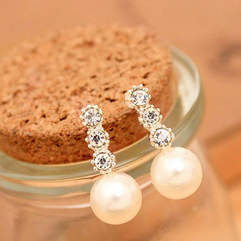 LEAQU Women s White Faux Pearl Earrings Rhinestone Eardrop Ear