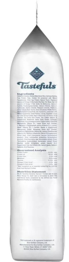 Blue Buffalo Tastefuls Sensitive Stomach Natural Chicken Adult Dry Cat Food (Pack of 16)