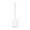 thumbnail image 1 of Lecteur de caméra Apple Lightning vers carte SD (MJYT2AM / A), 1 of 2