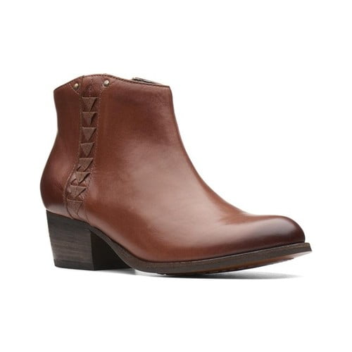 Clarks Women's Maypearl Fawn Ankle Boot, Size: 7.5, Brown