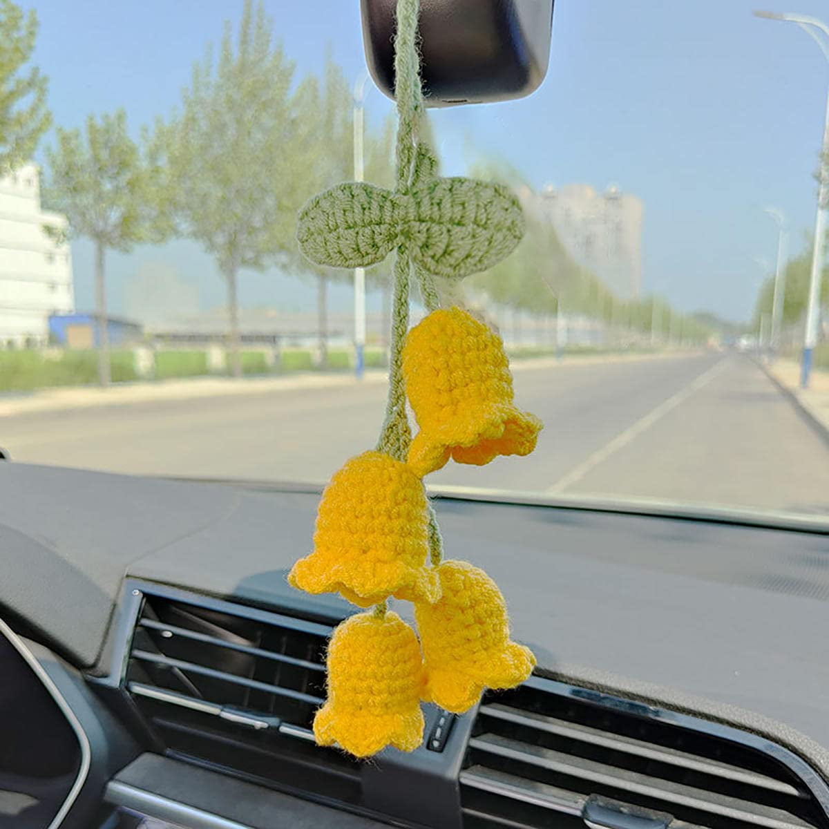 ASYTTY Cute Handmade Crochet Car Hanging Ornament， Hand Knitted Campanula  Flower Car Rearview Mirror Hanging Accessories， Car Flora Rose Decor  Interior Gift for Woman Girl Blue 