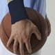 thumbnail image 4 of Muñequera deportiva con banda para el sudor | Muñequera de poliéster absorbente para voleibol, bádminton, tenis y baloncesto | Muñequera transpirable unisex que absorbe el sudor para correr,, 4 of 6