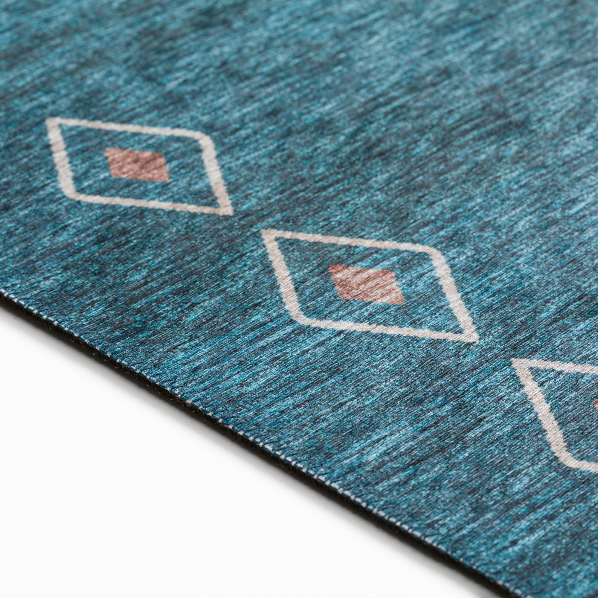 Yuma Indoor/Outdoor Blue Southwest 1'8" x 2'6" Non-Skid Accent Rug