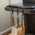 thumbnail image 3 of Traeger BAC643 Juego de 3 ganchos para parrilla P.A.L. Pop-and-Lock, 3 of 5