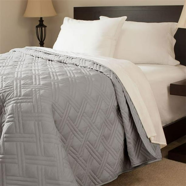 Bedford Homes 66A25962 Solid Color Bed Quilt King Size Silver