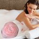 thumbnail image 5 of Esponja de baño premium de dos tonos | Exfoliante suave con textura de flor | Limpieza suave con espuma suave | Práctico asa para colgar y secar fácilmente, 5 of 5